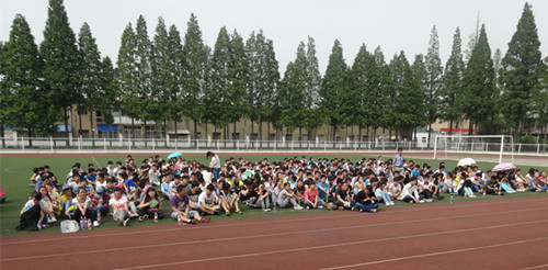 С������