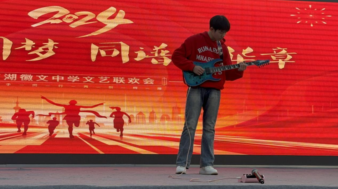 ���ջ���